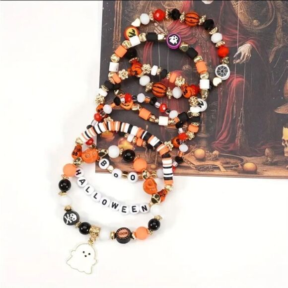Halloween Gothic Ghost Multi Bead Bracelet - Picture 6 of 6